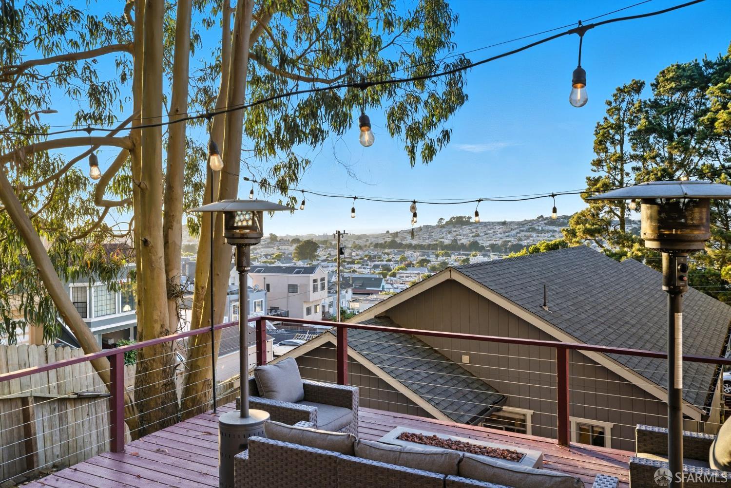 395 Frankfort Street