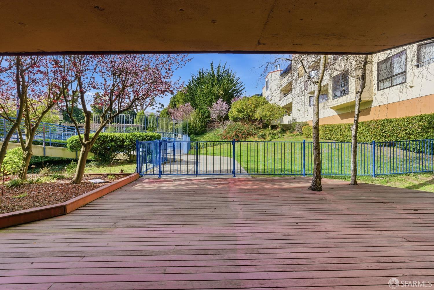 1551 Southgate Avenue # 102