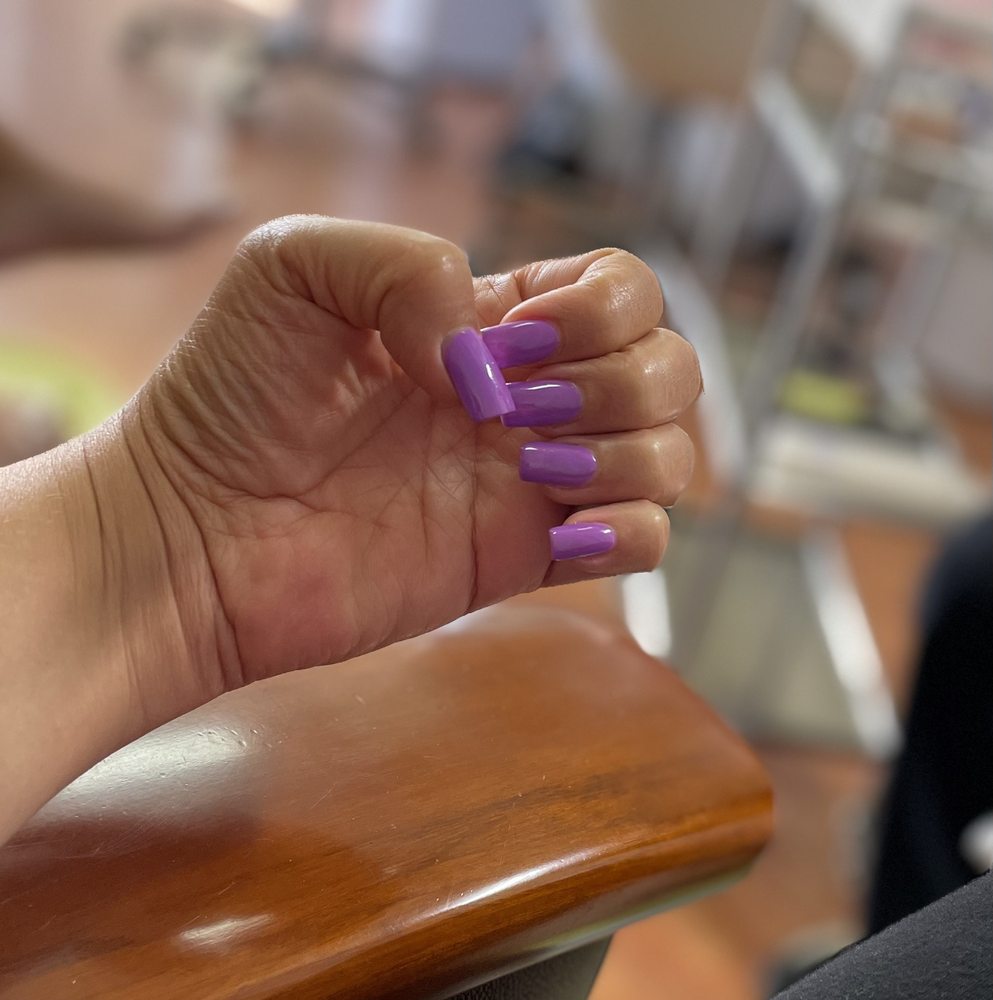 Little Luna Nail Studio Logo